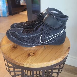 Nike Black and White Men's Athletic Sneakers